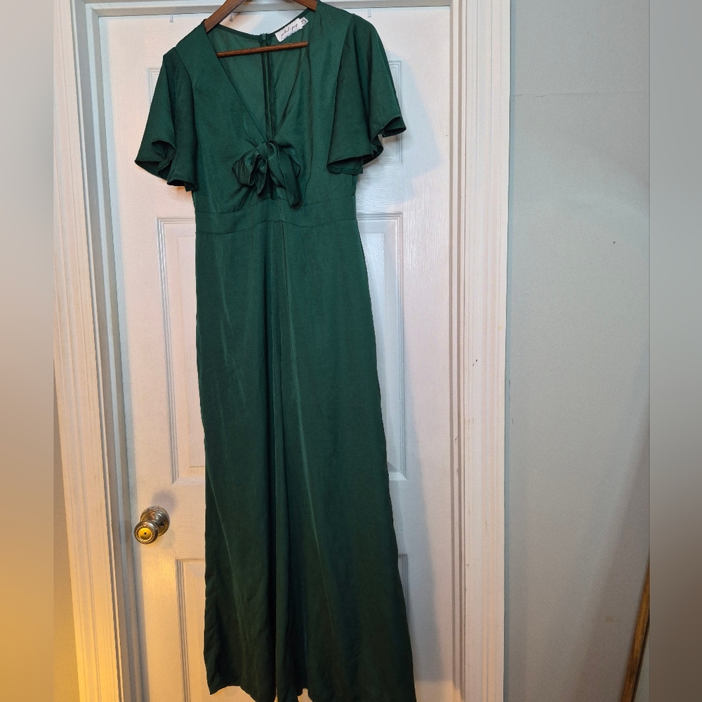 Petal & Pup Green Jumpsuit with Tie Front Size 8